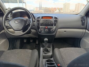 Kia Ceed - 14