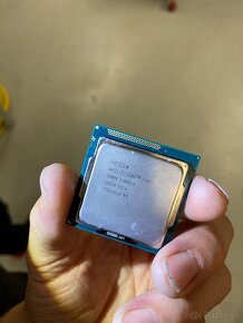 Jadro Intel Core i7 a i5 - 14