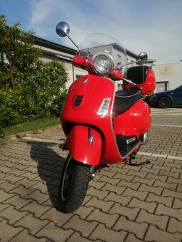 Piaggio Vespa GTS Super 125 - 14