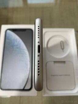 Apple iPhone XR 64gb white - 14