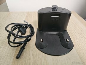 iRobot Roomba i7 - 14