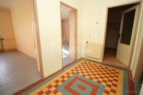 PREDAJ 7 izb DOM s pozemkom 1240 m² Partizánske - 14