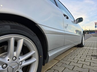 Mercedes Benz  SPORTCUPE C200 benzin panorama /BEZ KOROZIE / - 14