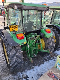 JOHN DEERE 5820 R ( Snaakladačom , 2ks john deere 5820r) - 14