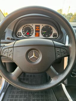 Mercedes-Benz B180 - 14