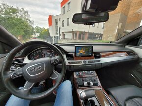 Audi A8 4.2 TDI Quattro - 14