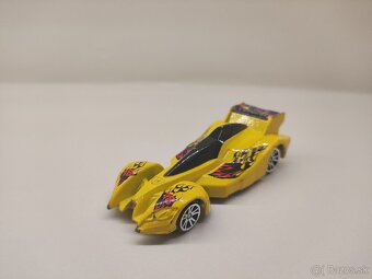 Autíčka Hot Wheels 1:60 - 1:64 - 14