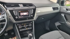 Vw Touran 2.0 Tdi,110Kw,Navi,Led,tažné,Webasto,7Míst,ACC - 14