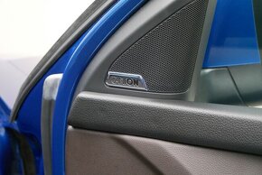 Škoda Octavia Combi L&k 2.0 Cr Tdi DSG modrá - 14
