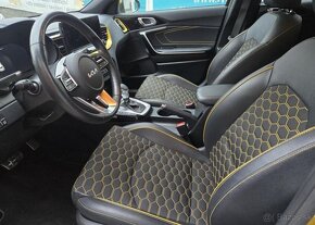 Kia XCEED 1.5-1.maj.-V ZÁRUCE-NAVI-TOP - 14