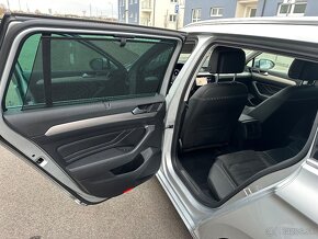 Volkswagen Passat Variant 2.0 TDI EVO EXECUTIVE DSG - 14