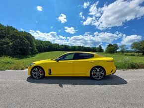 Kia Stinger - 14