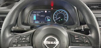 Nissan Leaf 40 kWh, 100% el. auto, 12742 km v záruke, DPH - 14