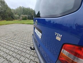 Predám dodávku Volkswagen Transporter T5 1,9tdi 5 miestne - 14