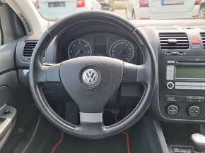 VW Golf V 1,9 TDi 66 kW Rabbit 5°manuál - 14