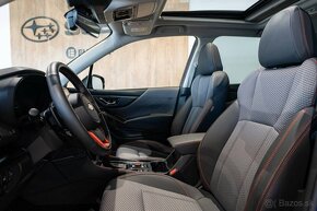 Subaru Forester 2.0i MHEV Sport Edition Lineartronic - 14