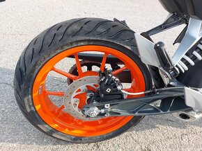 2015 KTM 200 DUKE ABS - 14