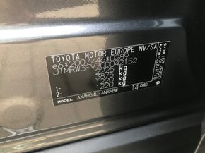 Toyota Rav4 Hybrid 4×4 automat, r.v. 2020 - 14