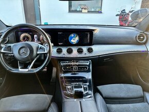 Mercedes Benz E 220 CDI  AMG 4 MATIC W213 - 14