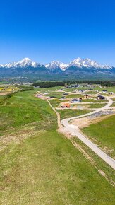 Ponúkam na predaj rovinaté pozemky v obci Mlynica. - 14