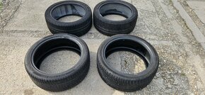 Mischelin R19 245/40 Hankook - 14