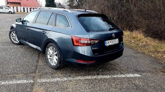 Škoda Superb combi - 14