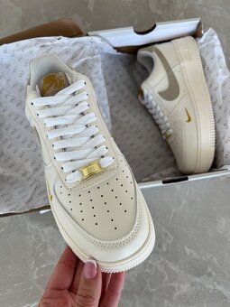 Nike Air force 1 kožené dámske tenisky - 14