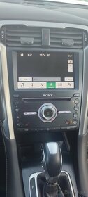 Ford Mondeo VIGNALE HYBRID 2,0 BENZIN+HEV,13894KM - 14