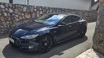 Tesla model S P85D 772 PS - 14