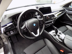 BMW Řada 5 530d/Sport-Line/Full-Led/DPH/ - 14