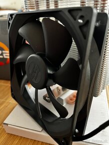 Ryzen 7 2700X + Gigybyte X470 Aorus Ultra Gaming - 14