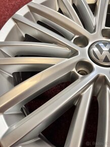 5x112 R17 originál alu disky VW Tiguan 5N - 14