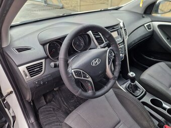 Hyundai i30 1.6crdi - 14