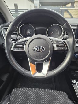 Kia XCeed 1.5 T-GDi Gold 118kw, benzín, Led , JBL, - 14