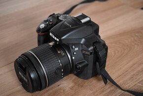 Nikon D5300 wifi - VR objektiv 18 - 55 AF-P - 7tisic snimkov - 14