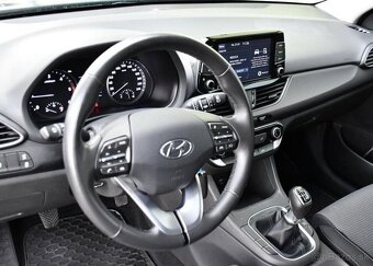 Hyundai i30 1.6CRDi COMFORT CARPLAY 1M ČR 85 kw - 14