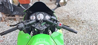 Kawasaki Ninja 250 - 14