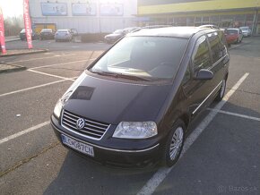 VW Sharan 1. 85kw  7miest rv.2004 - 14