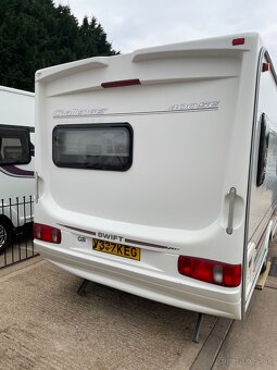 2001 swift challenger 400se   karavan dovoz gb anglicko - 14