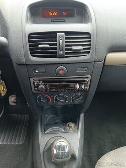 Renault Clio 1,5 dCi 60 kW, r.v. 12/2004 5 dverový - 14