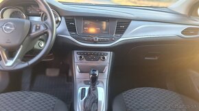 Opel Astra 1.4  turbo benzín (automat) - 14