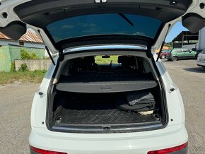 Audi Q7 3.0 TDI quattro tiptronic - 14