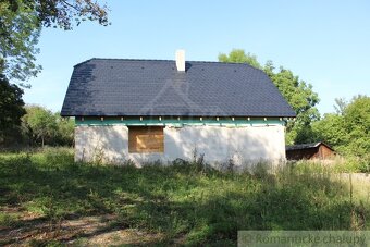 VÝRAZNE znížená cenaHospodárska usadlosť  na samote so  1 - 14