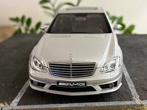 1:18 Mercedes-Benz S63 AMG (W221) - AUTOart Millenium - 14