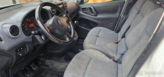 Citroen Berlingo 3 miestne - 14