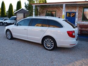 Škoda Superb Combi 2.0 TDI CR Elegance DSG - 14