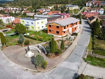 Novostavba 3i byt s balkónom a parkovaním, obec Danišovce - 14