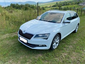 Škoda Superb Combi 2.0TDI 110kW DSG - 14