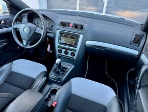 Škoda Octavia Combi RS 2.0TFSI 200ps Navi Swiss - 14