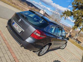 Predám Renault Laguna 3 2.0DCI 4Control TOP STAV - 14